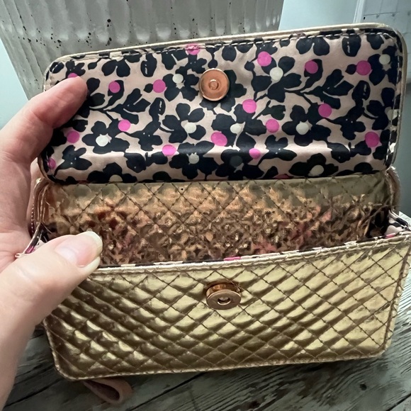 Vera Bradley wallet - Picture 2 of 11